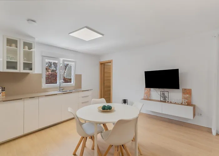 Nyaraló Ibaiale Cazadores